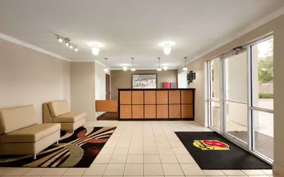 Photo 3 - Super 8 by Wyndham Lake Charles Northeast