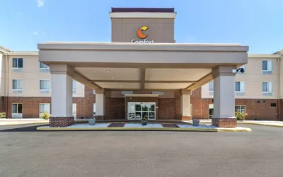 Photo 2 - Comfort Suites Mount Vernon
