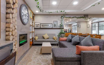 Photo 4 - Country Inn & Suites by Radisson, Newport News South, VA