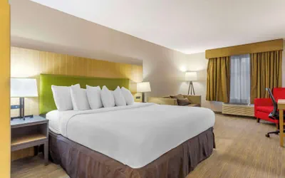 Photo 5 - Country Inn & Suites by Radisson, Newport News South, VA