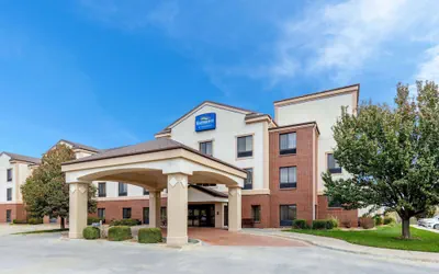 Photo 2 - Baymont by Wyndham Pratt