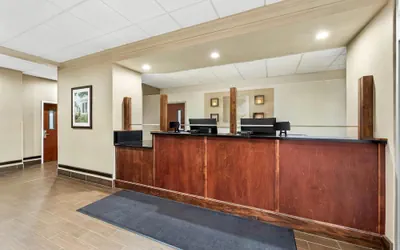Photo 4 - Comfort Inn & Suites Tuscumbia - Muscle Shoals