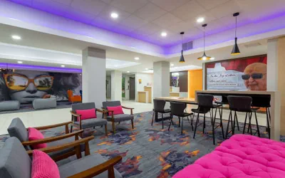 Photo 4 - La Quinta Inn & Suites by Wyndham Augusta/Fort Eisenhower