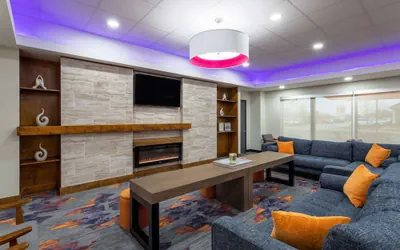 Photo 3 - La Quinta Inn & Suites by Wyndham Augusta/Fort Eisenhower