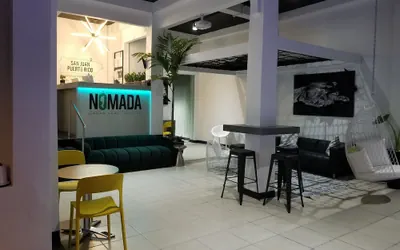 Photo 2 - Nomada Urban Beach Hostel - Adults Only