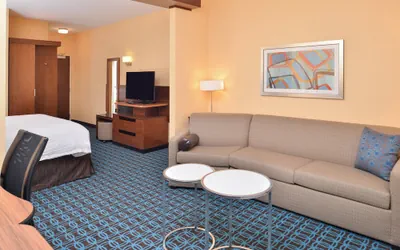 Photo 5 - Fairfield Inn & Suites by Marriott Warrensburg