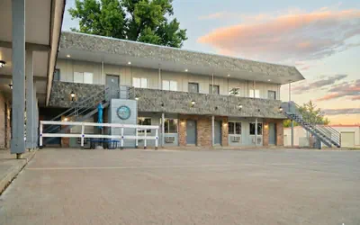 The Oakwood Inn