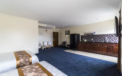 Photo 3 - John Hotel