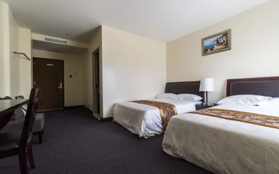 Photo 4 - John Hotel