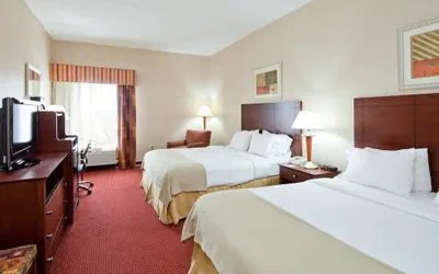 Photo 4 - Quality Inn & Suites Lawrenceburg