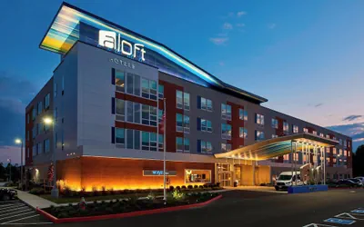 Aloft by Marriott Cleveland Airport