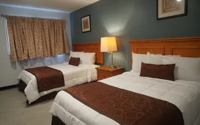 Photo 2 - Sunrise Inn
