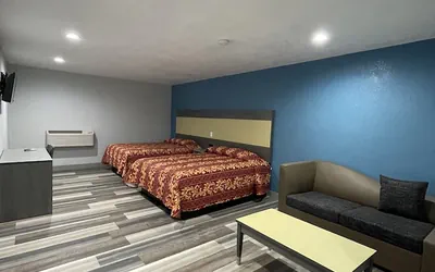 Photo 4 - Casa Bell Motel