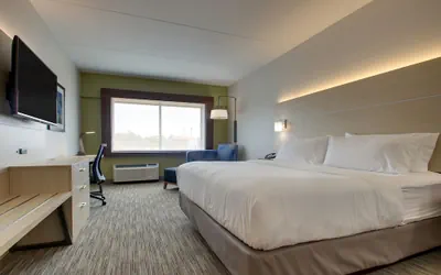 Photo 4 - Holiday Inn Express and Suites-Elizabethtown North by IHG
