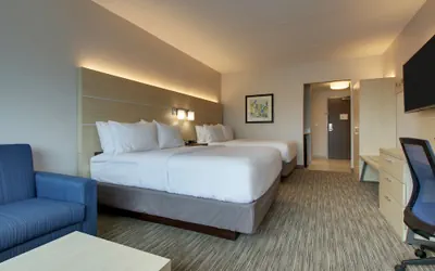 Photo 5 - Holiday Inn Express and Suites-Elizabethtown North by IHG