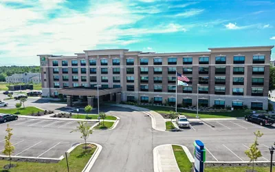 Photo 2 - Holiday Inn Express and Suites-Elizabethtown North by IHG