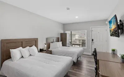 Photo 5 - The Beach House