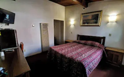 Photo 5 - Santa Fe Motel Tehachapi by Hotel O