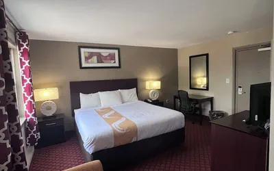 Photo 3 - Rodeway Inn & Suites Hershey Chocolate Avenue