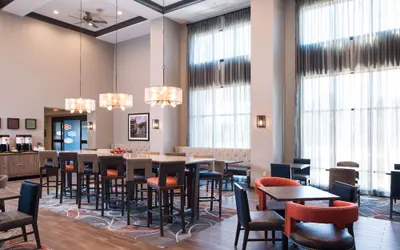 Photo 5 - Hampton Inn & Suites at Wisconsin Dells Lake Delton