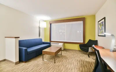 Photo 4 - Holiday Inn Express and Suites-Lehi - Thanksgiving Point by IHG