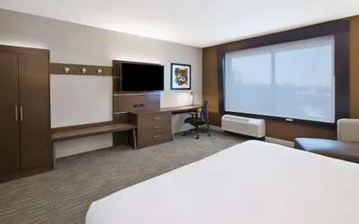 Photo 3 - Holiday Inn Express & Suites Okemos - University Area by IHG