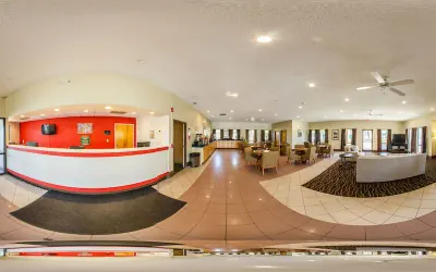Photo 4 - Econo Lodge Inn & Suites Hardeeville I-95