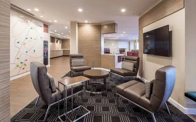 Photo 4 - TownePlace Suites by Marriott Cleveland