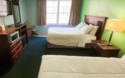 Photo 4 - Knights Inn Lake City
