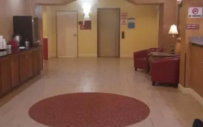 Photo 4 - Days Inn by Wyndham Plainview Texas