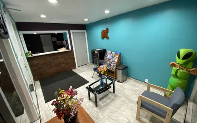 Photo 3 - Budget Inn