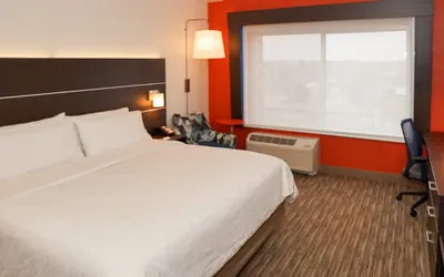 Photo 5 - Holiday Inn Express & Suites Denver - Aurora Medical Campus by IHG