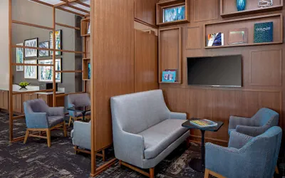 Photo 4 - Hyatt Place Glendale / Los Angeles