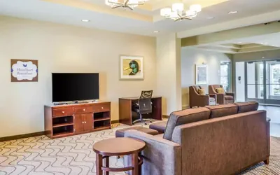 Photo 5 - MainStay Suites Hackberry Sportsman's Lodge