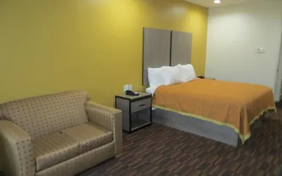 Photo 3 - Scottish Inns and suites