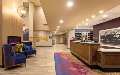 Photo 4 - Hampton Inn & Suites Leavenworth