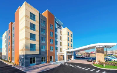 Photo 2 - Fairfield Inn & Suites Boston Marlborough/Apex Center