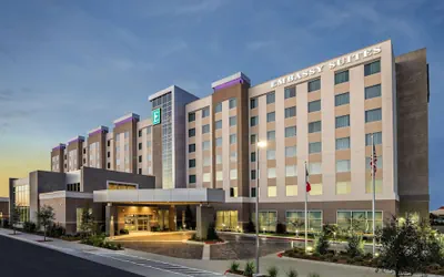 Photo 2 - Embassy Suites by Hilton College Station, TX