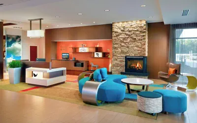 Photo 2 - Fairfield Inn & Suites by Marriott Hendersonville Flat Rock