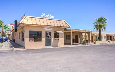 Photo 2 - OYO Hotel Yuma AZ - I-8/US-95