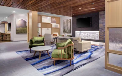 Photo 2 - Fairfield Inn & Suites by Marriott Allentown West
