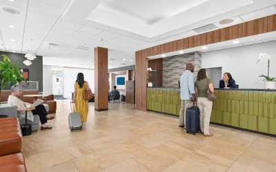 Photo 3 - Gateway Hotel Santa Monica