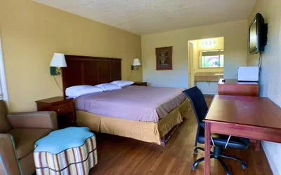Photo 3 - La Vista Inn