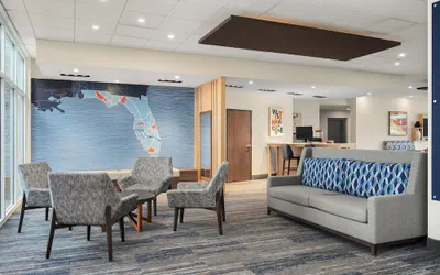 Holiday Inn Express & Suites West Melbourne by IHG