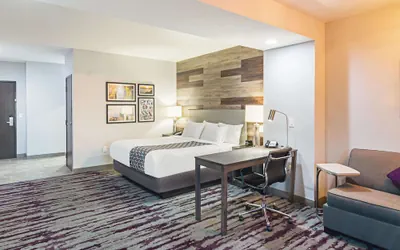 Photo 5 - La Quinta Inn & Suites by Wyndham Dallas - Wylie