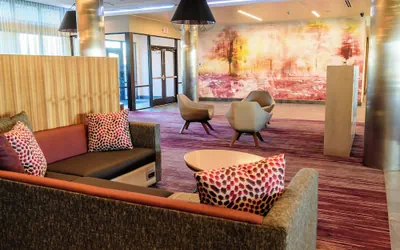 Photo 4 - Courtyard by Marriott Lake Jackson