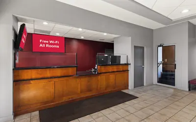 Photo 4 - Red Roof Inn & Suites Monroe, NC