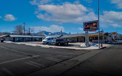 Photo 2 - Celilo Inn