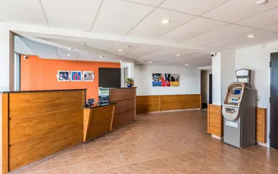 Photo 3 - Motel 6 Petersburg, VA - Fort Lee