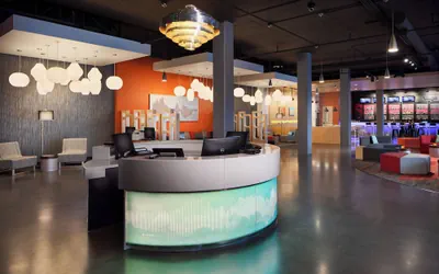 Photo 2 - Aloft by Marriott Seattle Sea-Tac Airport